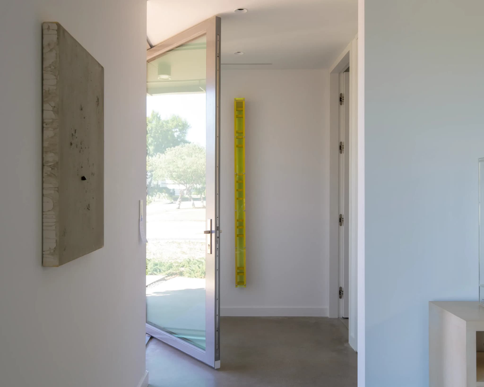 Newmore Avenue by Williams Drake, photo 1