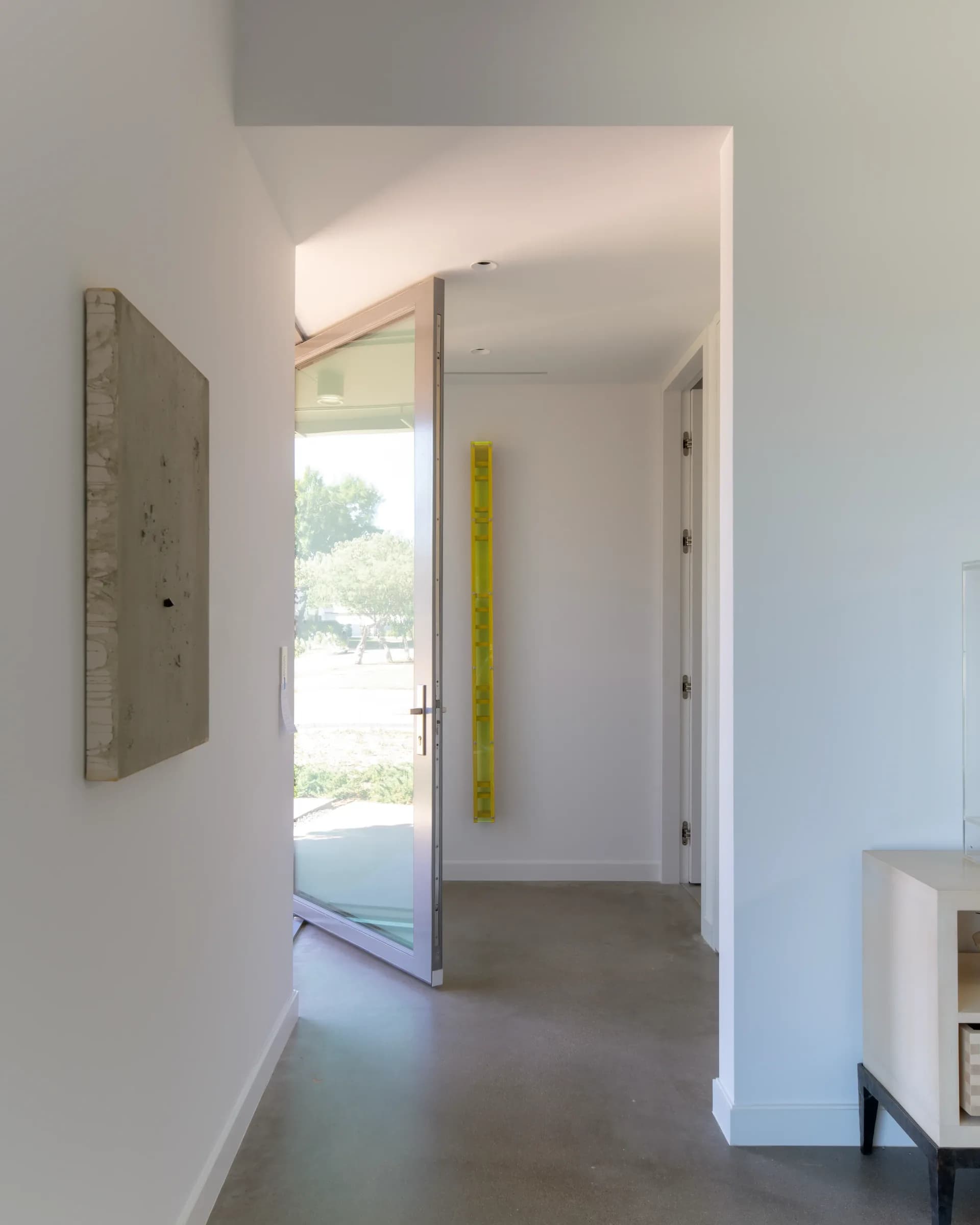 Newmore Avenue by Williams Drake, photo 2